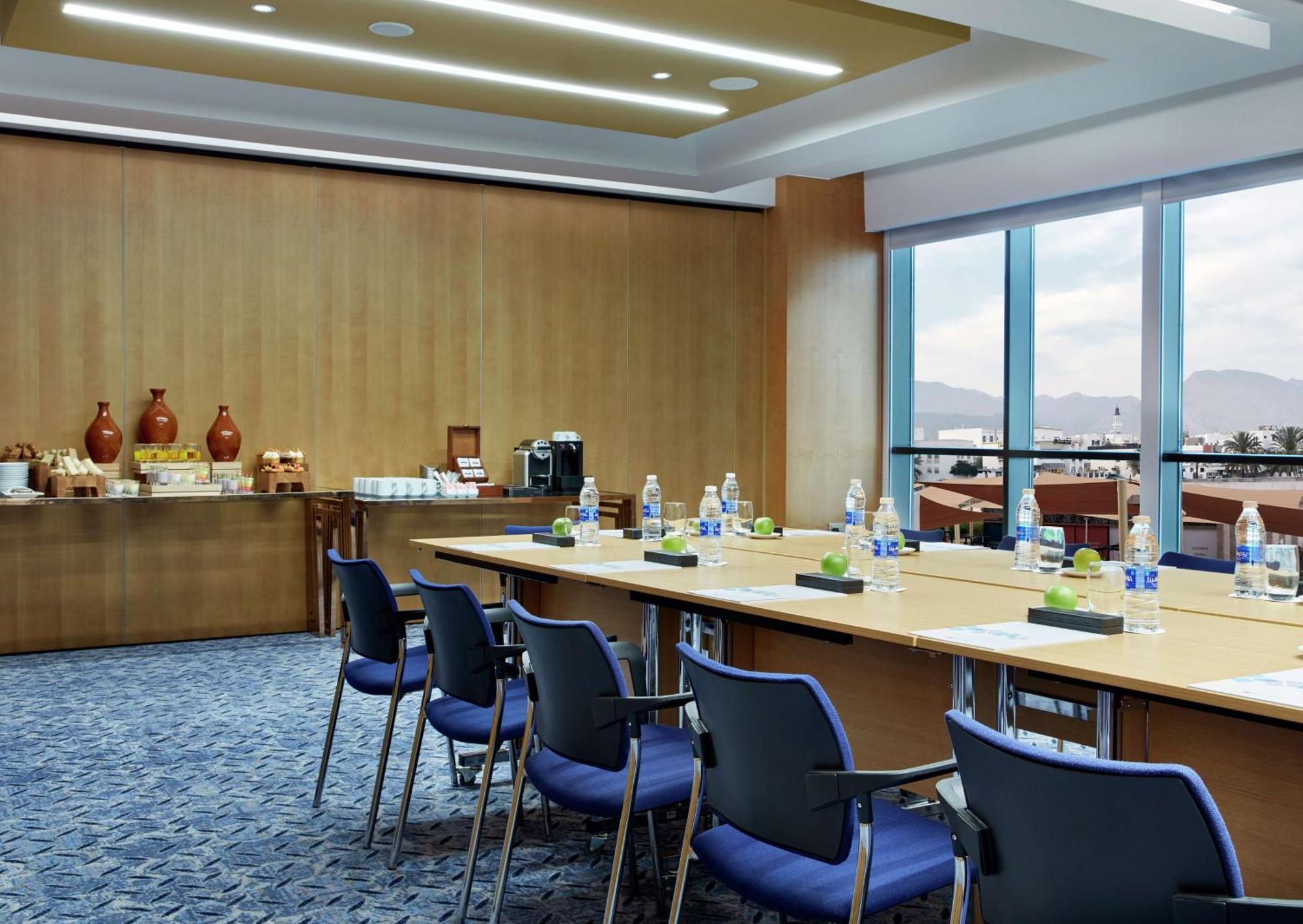 Hilton Garden Inn Muscat Al Khuwair Exterior photo